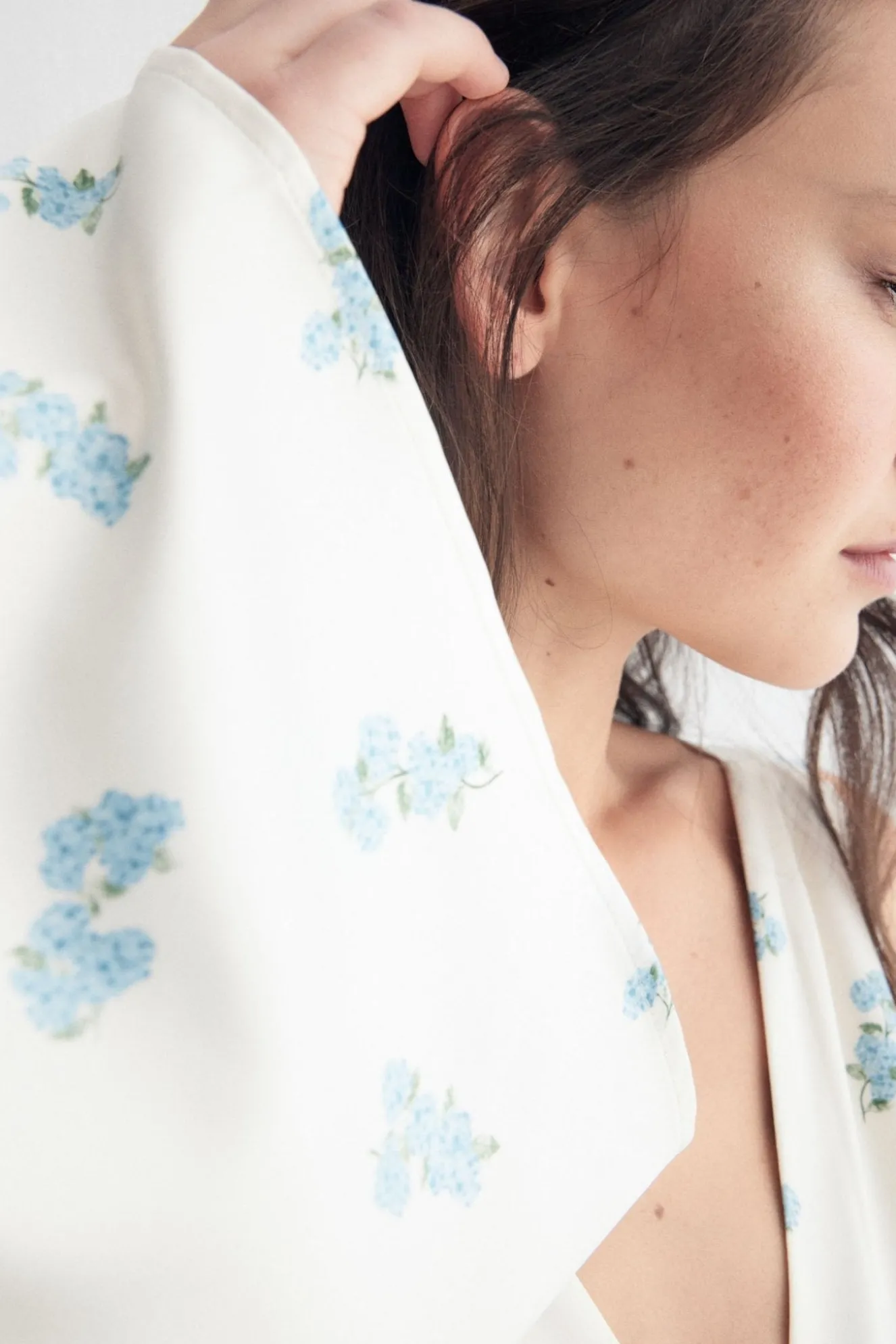 AISHA Print Blue Robe