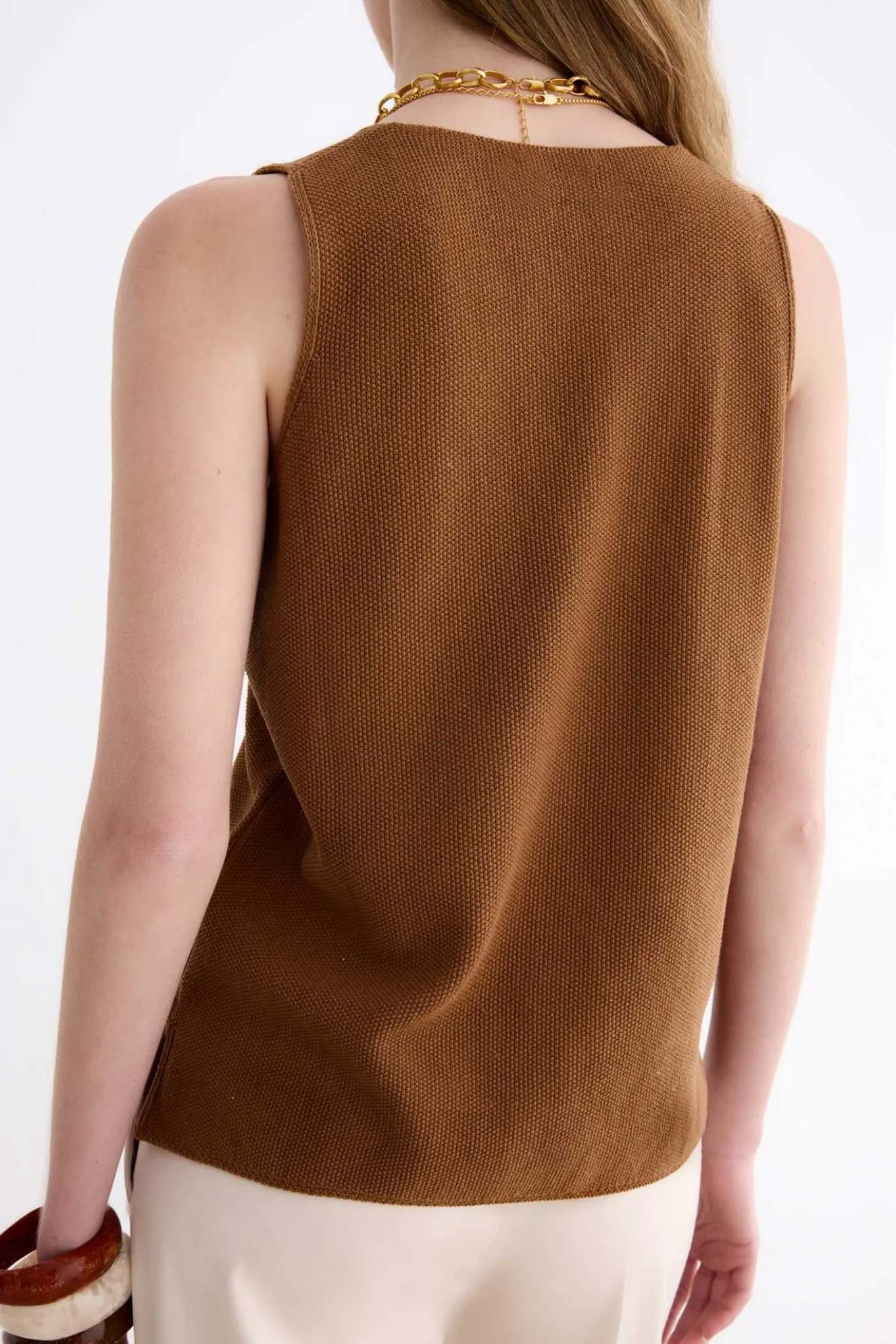 AKARI Caramel Top