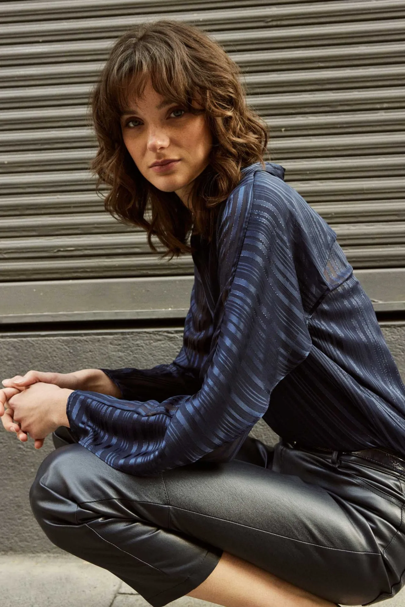 BELLA Blouse Navy