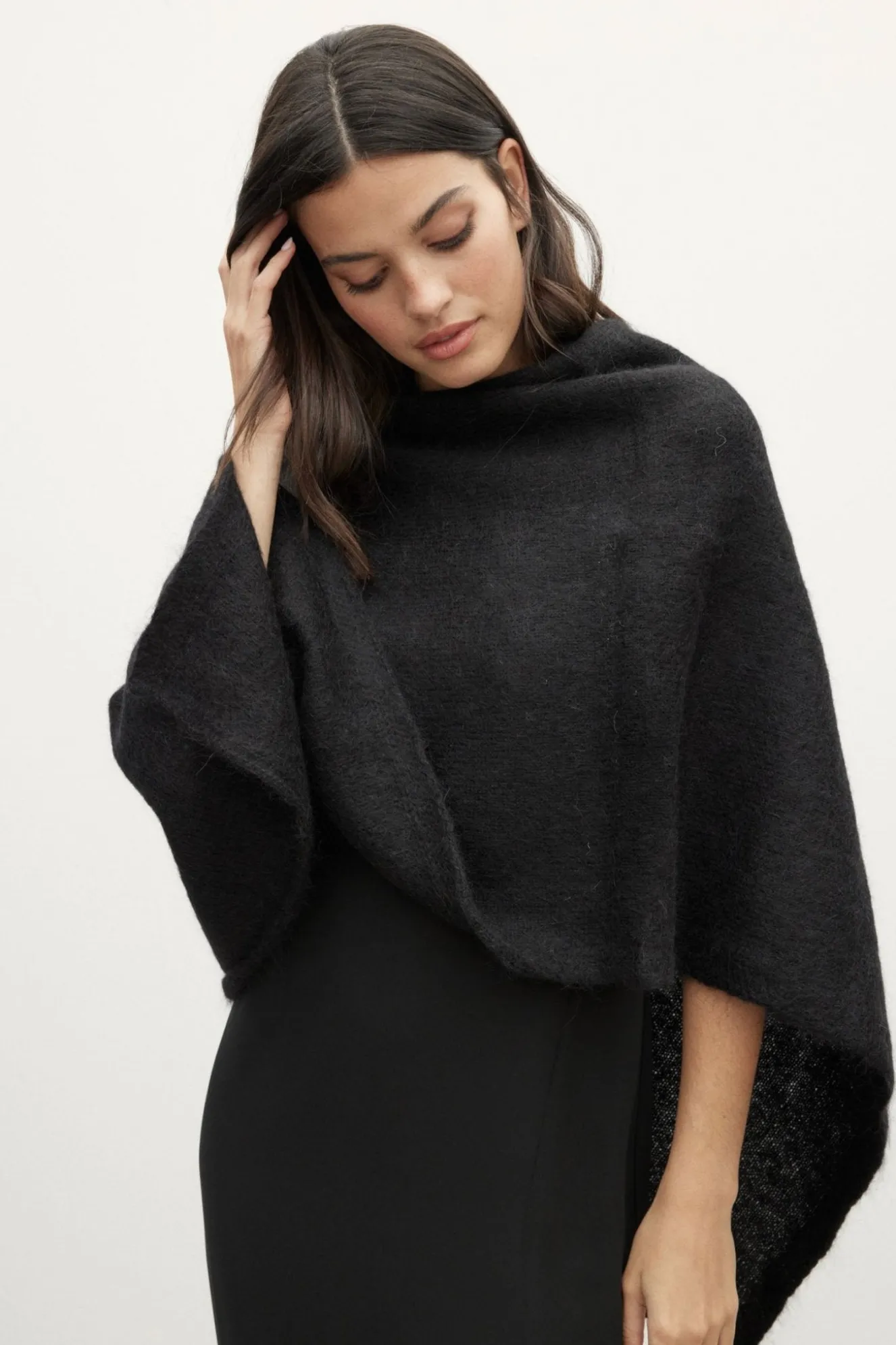 Black MOHAIR Poncho for Women - BIMANI