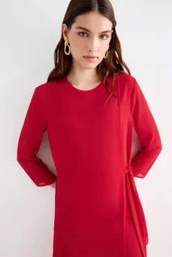 Blouse REMOVES Red