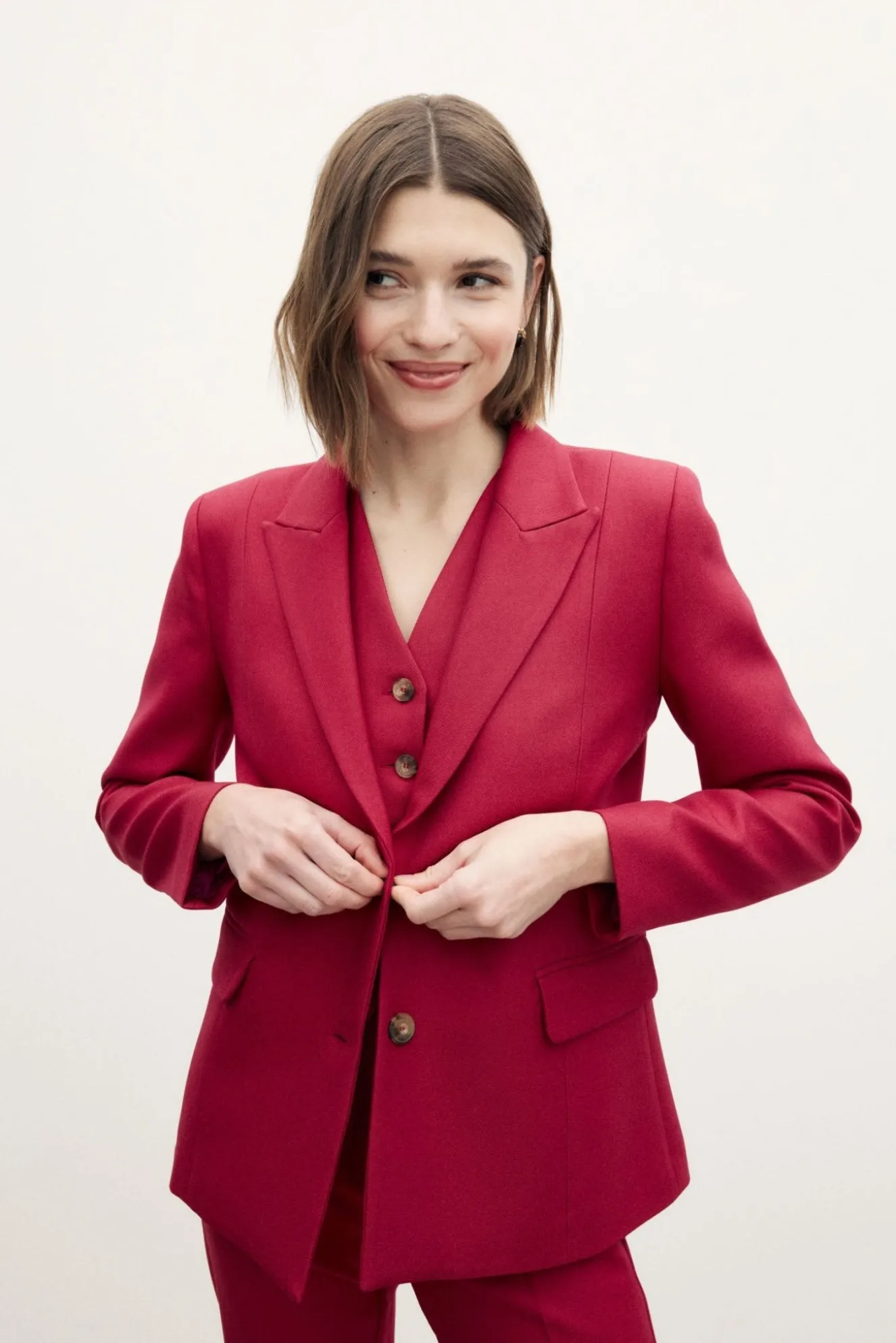 BRANDON Cherry Blazer