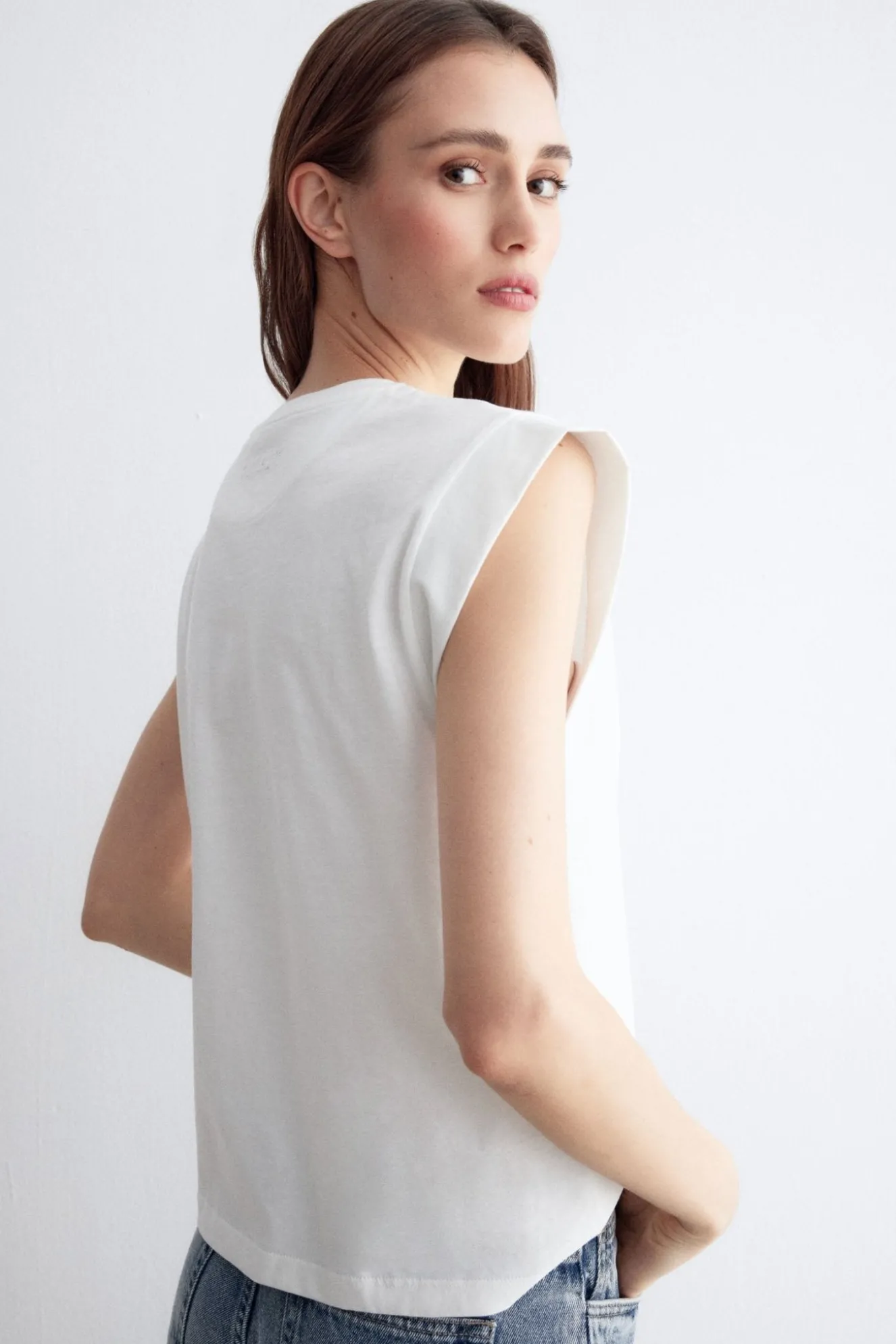 CAPRI White T-shirt