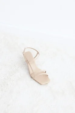 CARMELA Beige Sandal