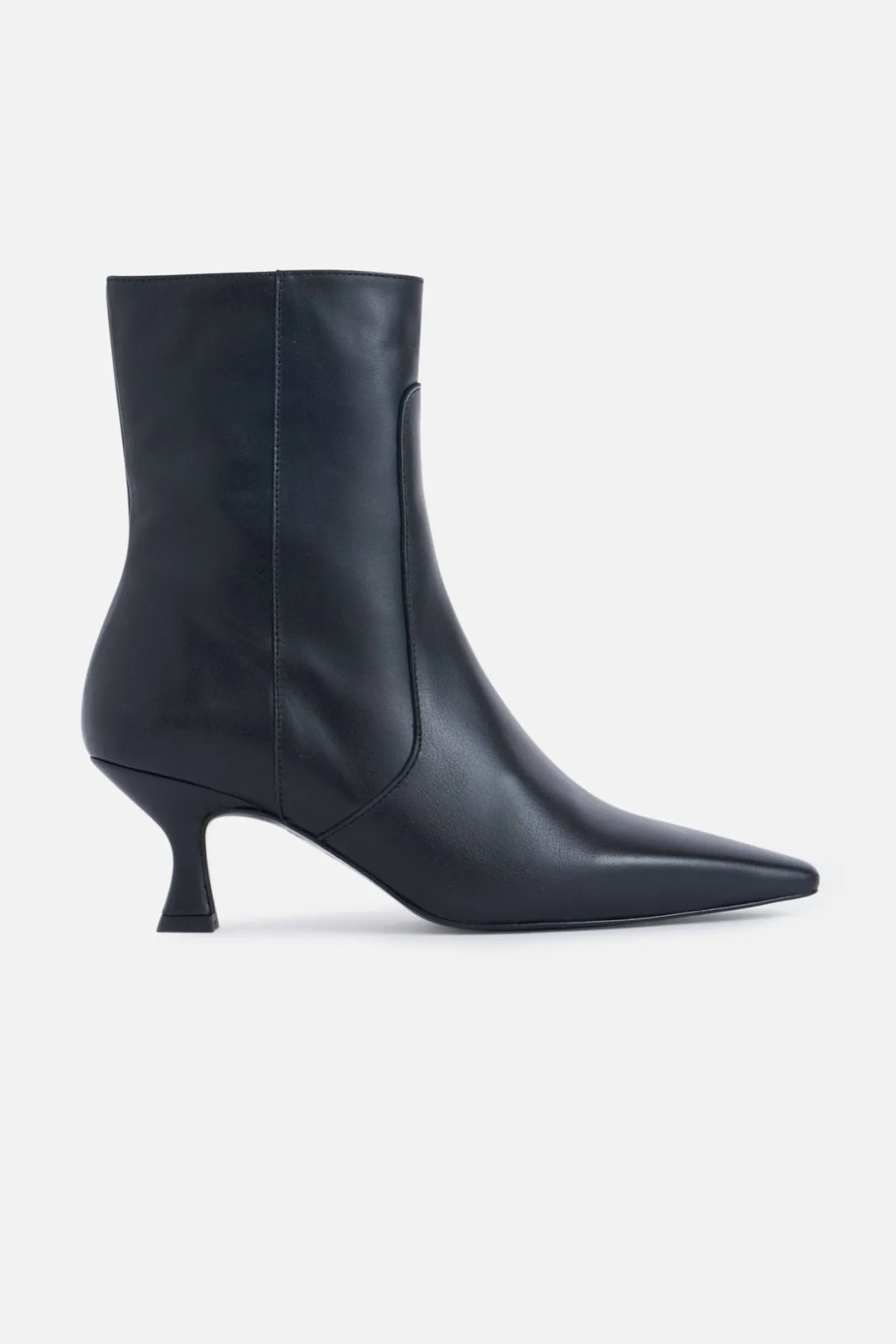 CAROLINA Black Boot