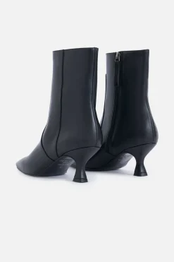 CAROLINA Black Boot