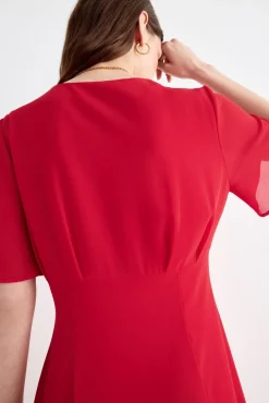 GINEBRA Red Dress