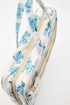 HORTENSIAS Print Blue Toiletry Bag