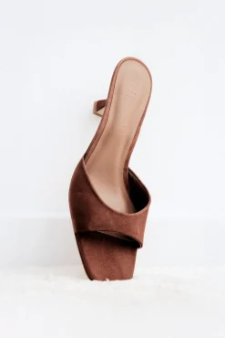 JUANA Camel Sandal