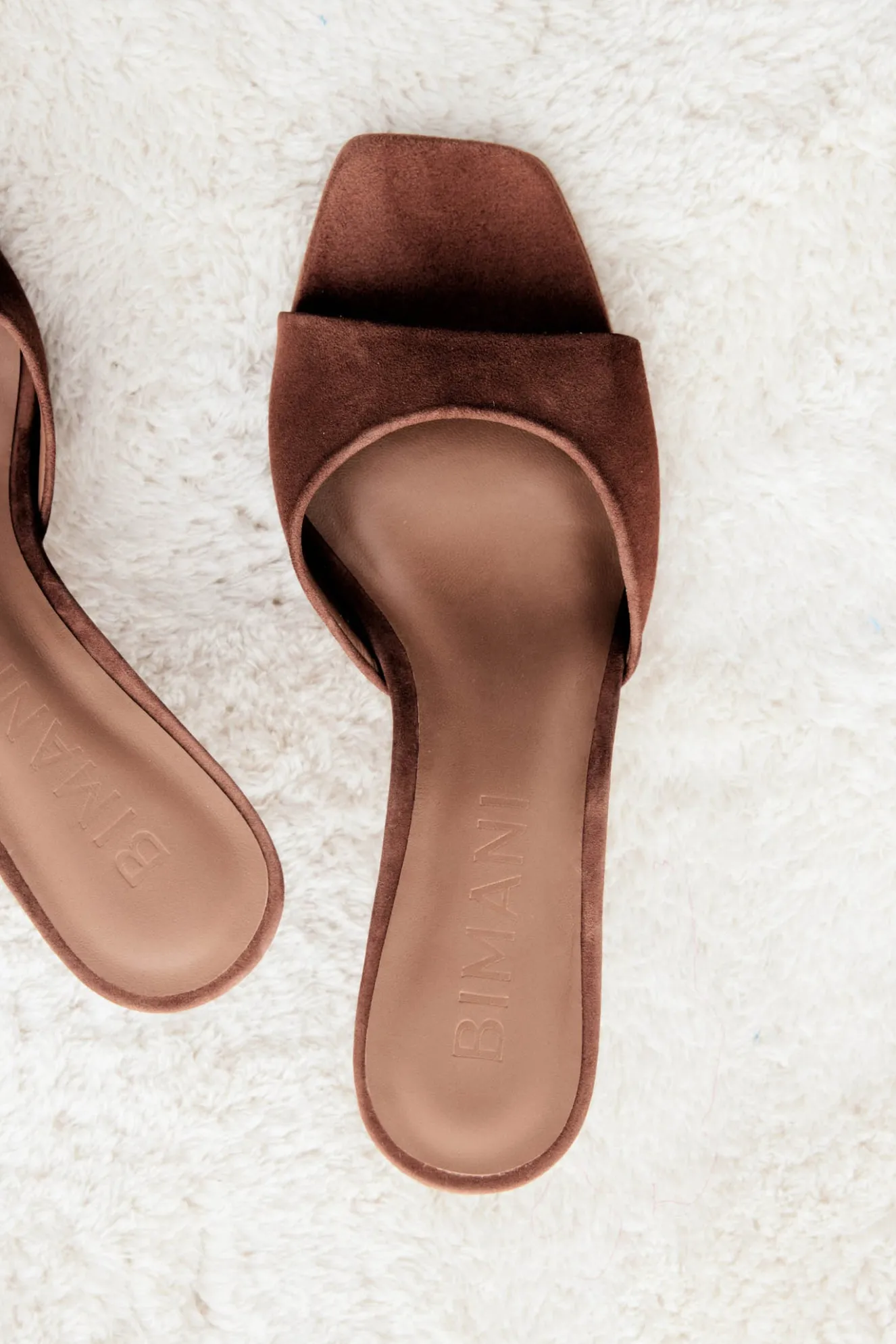 JUANA Camel Sandal