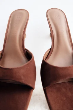 JUANA Camel Sandal
