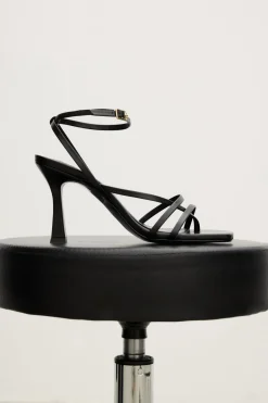 LUCIA Sandal Black