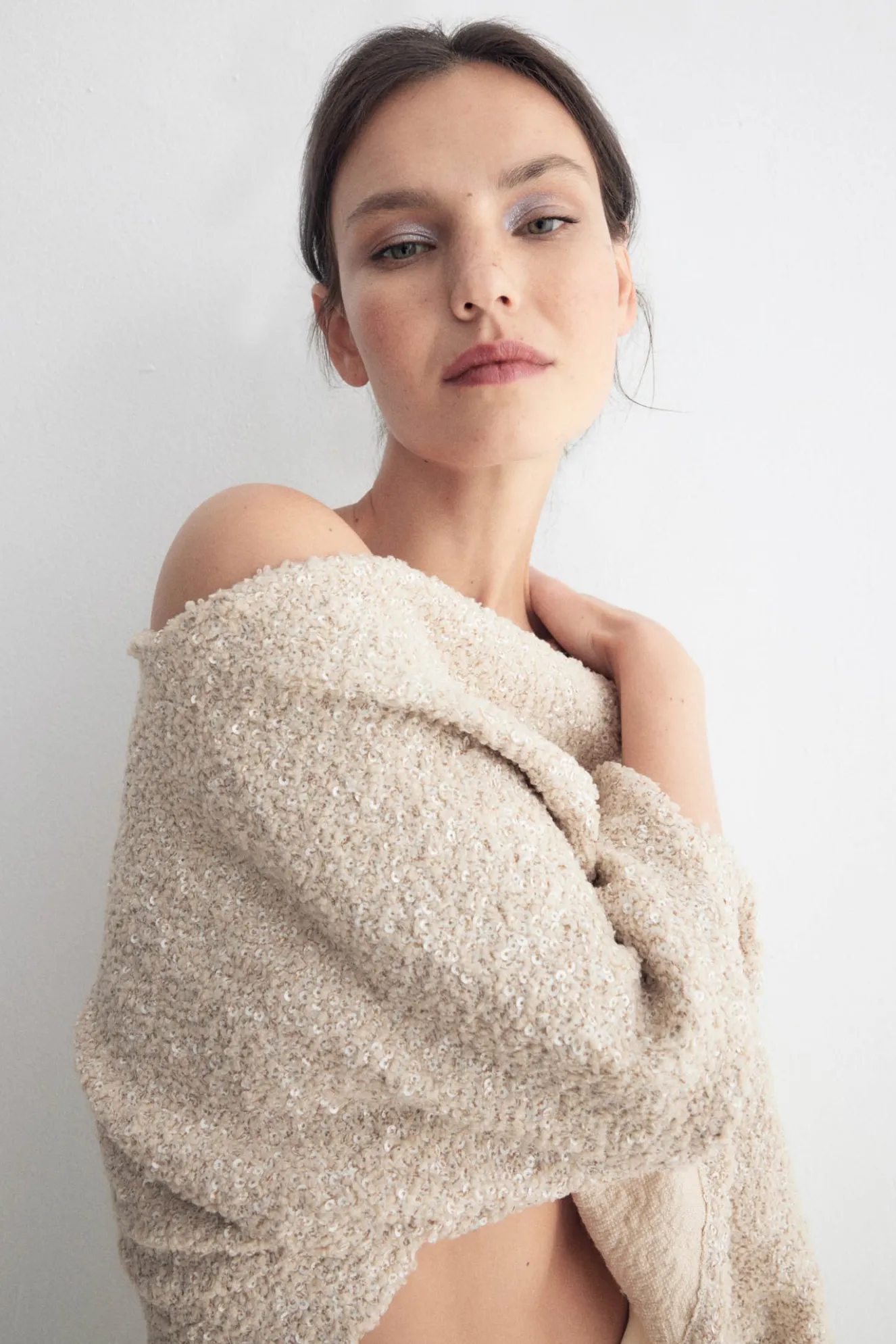 MONROE Beige Poncho
