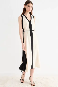 MONTAGNE Dress Black