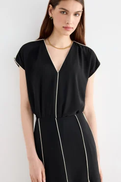 NOLI Black Skirt