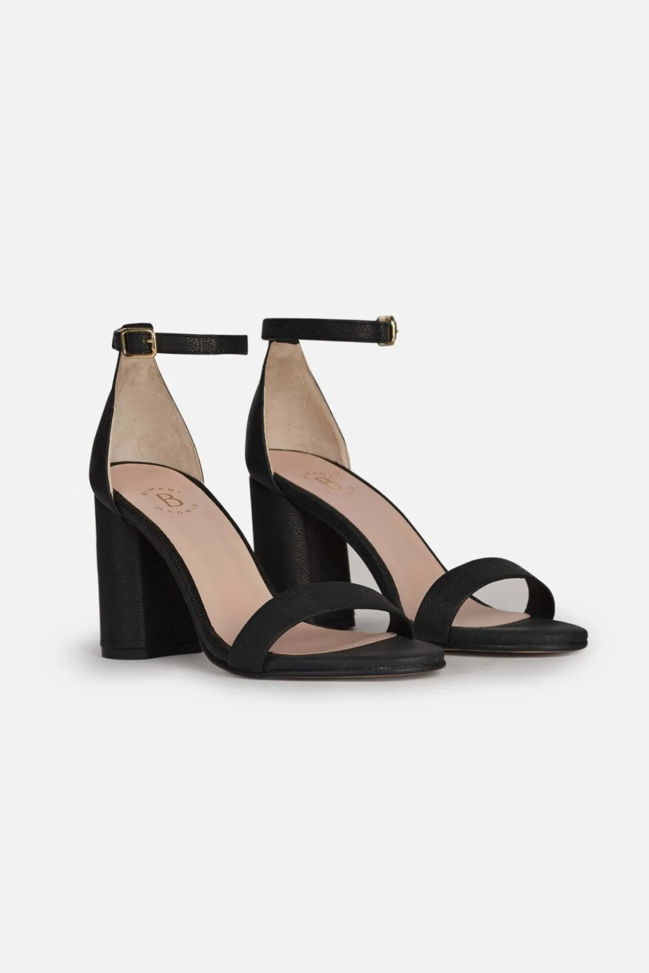 OLIVIA Petite Sandal Black