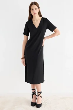 PIROPO Black Dress