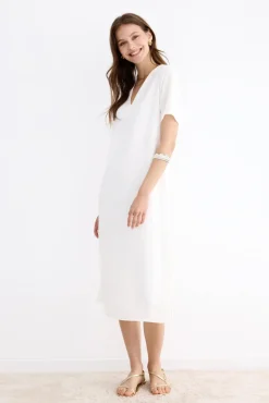 PIROPO White Dress
