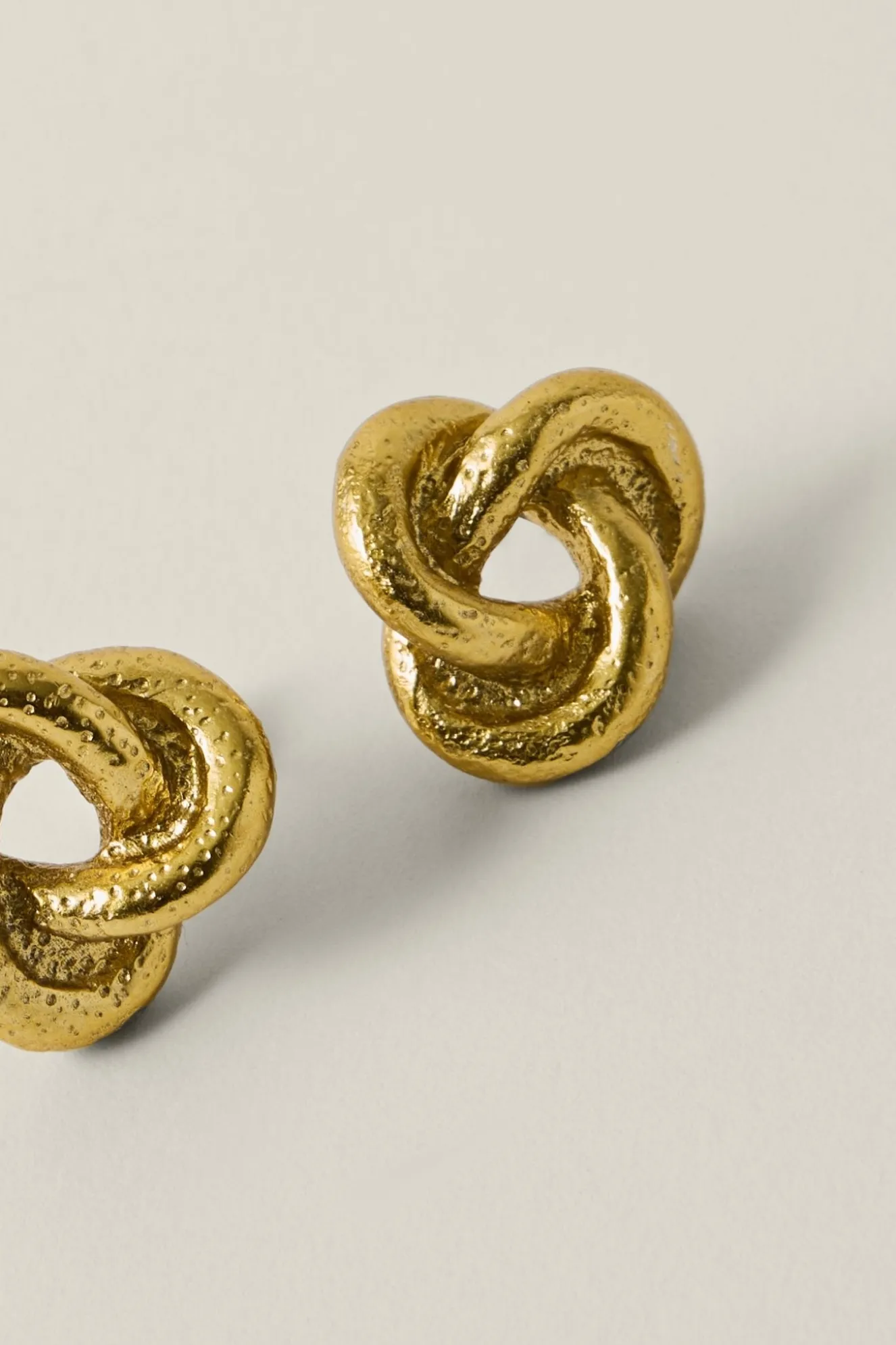 SAVY Gold Earring