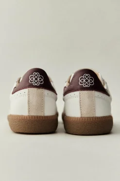 SPENCER Burgundy Sneaker