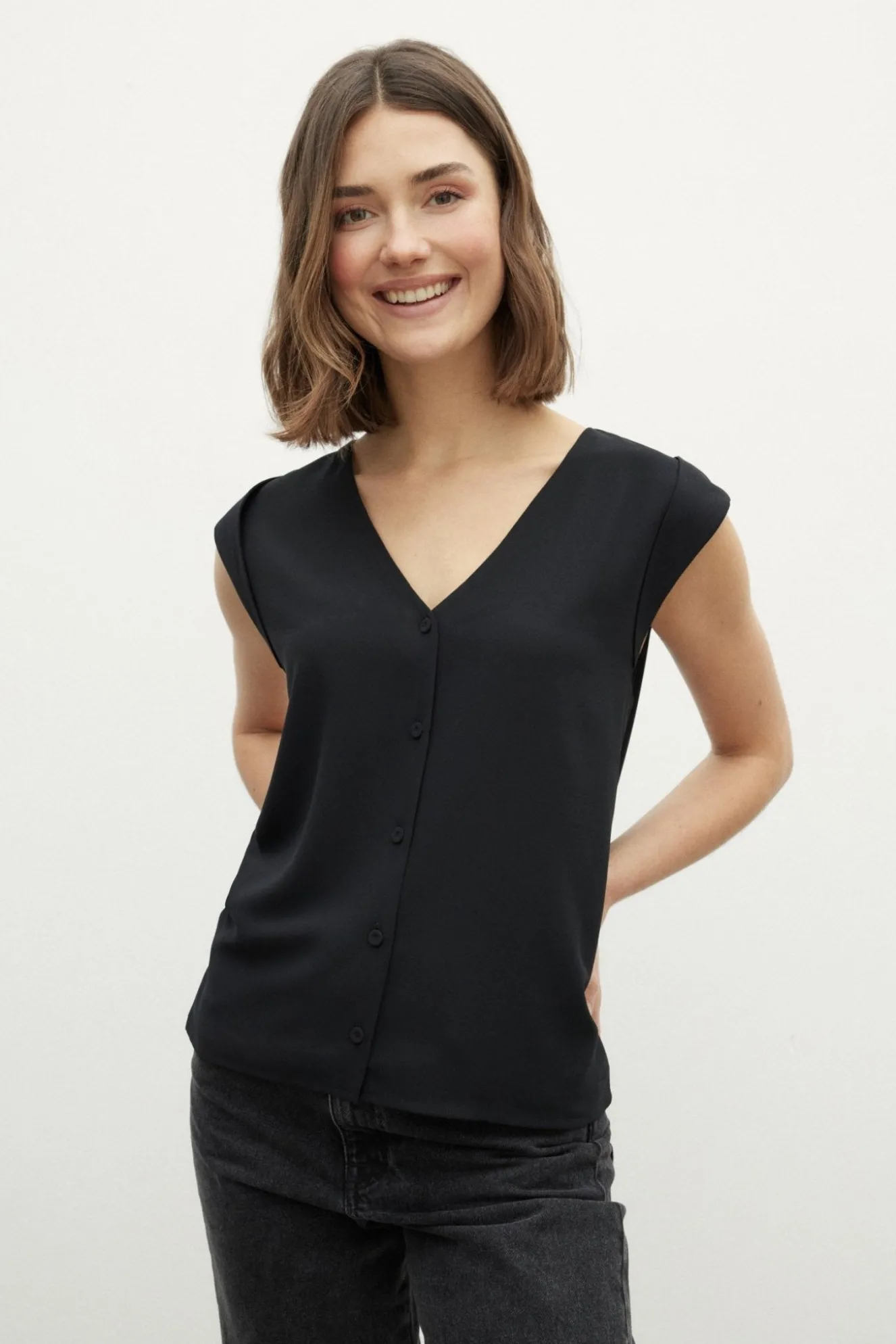 THEA Black Blouse
