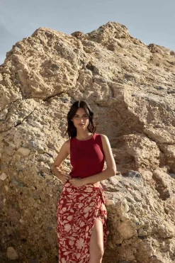 Top FAMARA Red