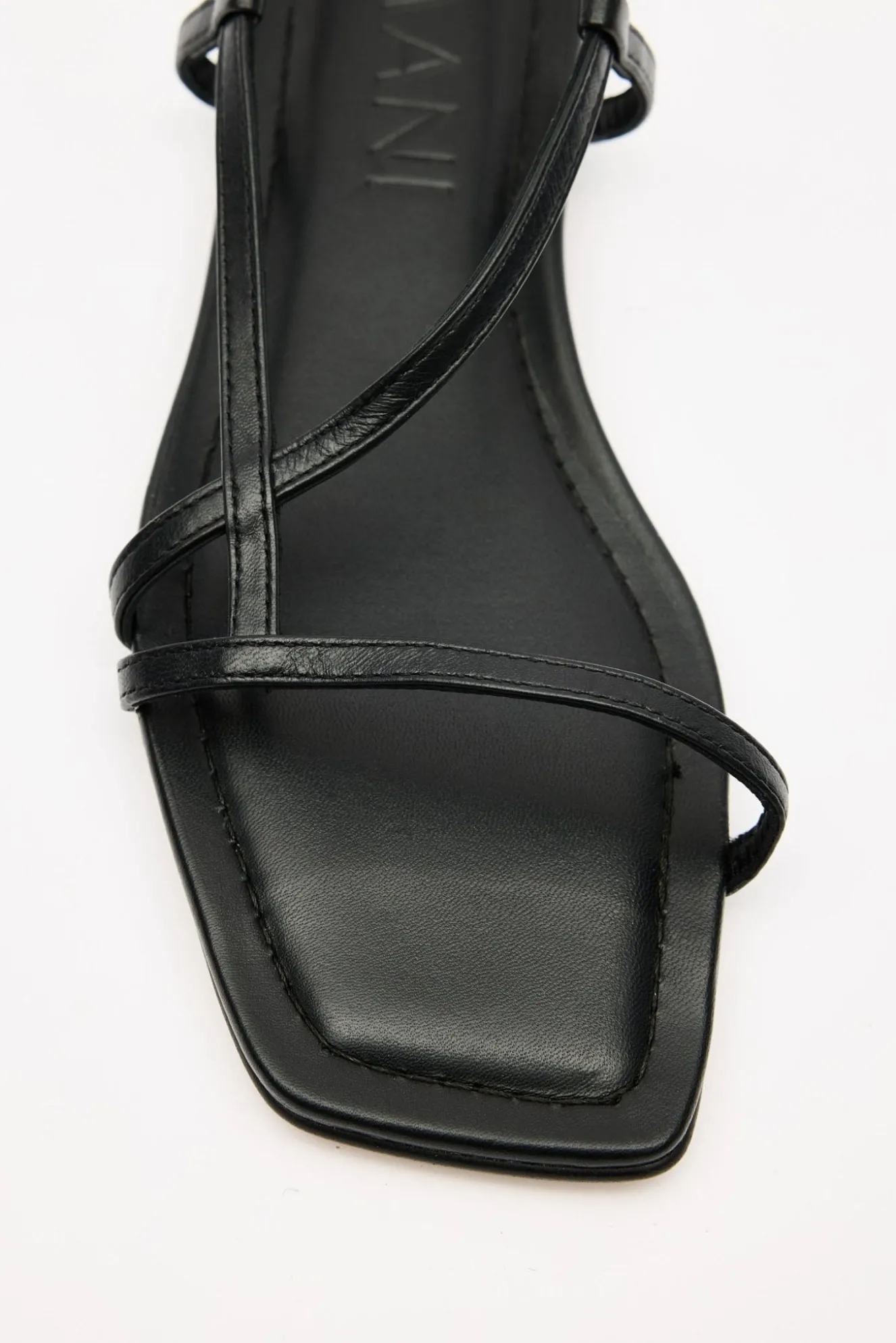 VICTORIA Sandal Black