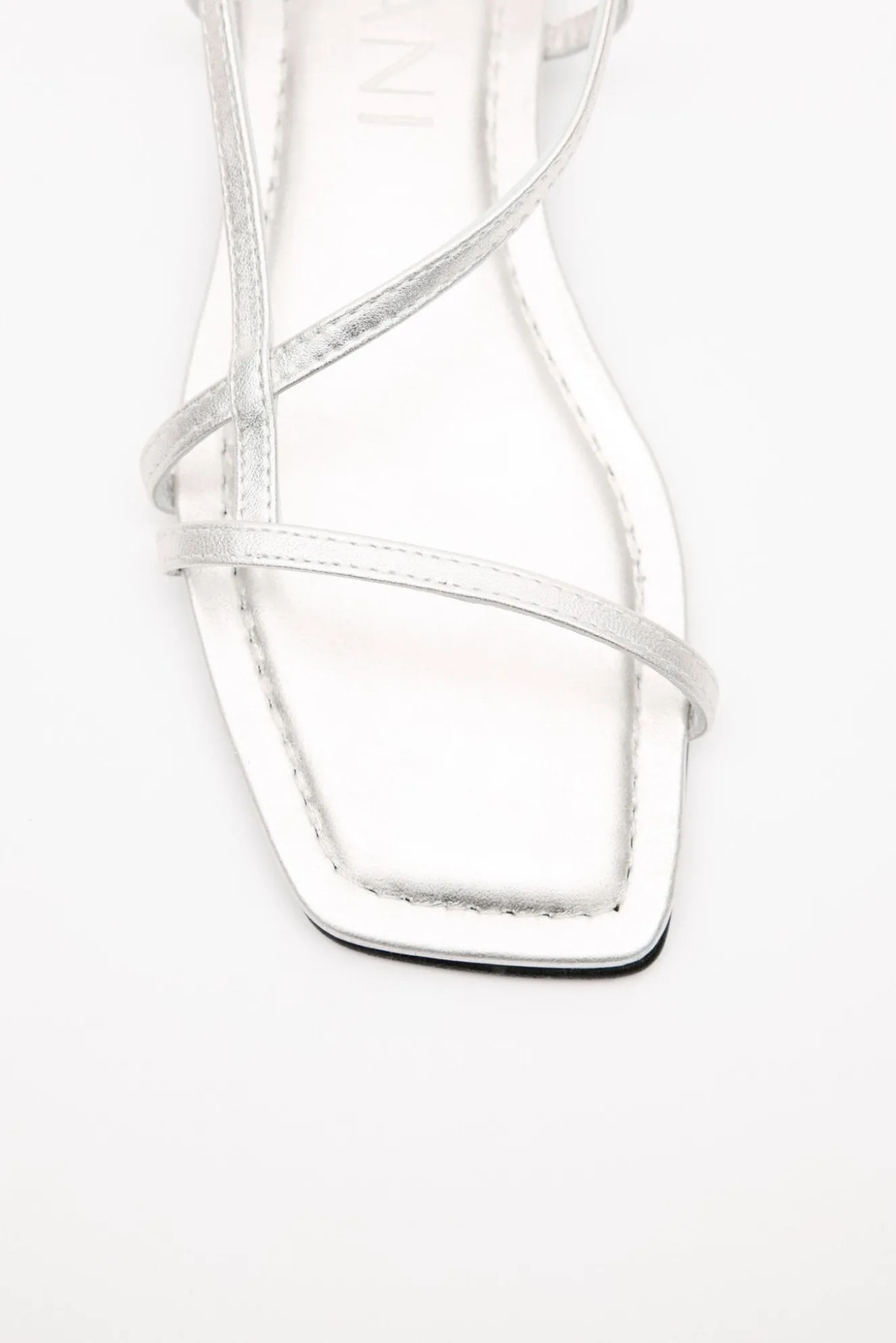 VICTORIA Sandal Silver