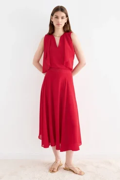 WAVE Red Skirt